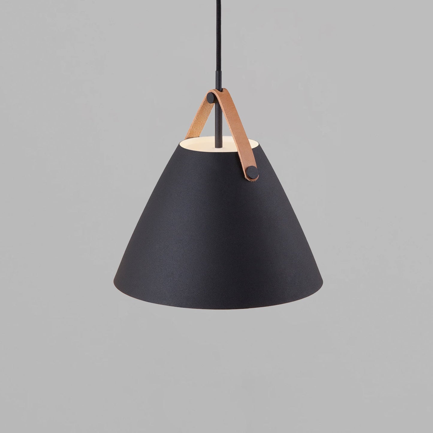 Strap 27 Pendant Light